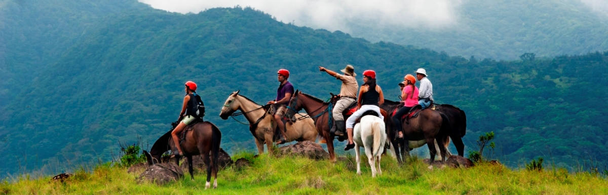 14 Best Horseback Riding Tours in Costa Rica