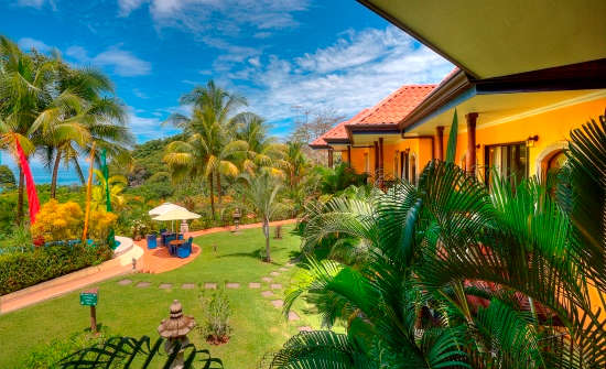 Stay at Cuna del Angel Hotel, Costa Rica