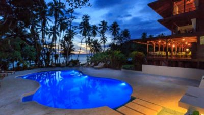 Playa Cativo Lodge swimming pool at dawn