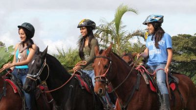 Farmland Horseback Riding Tour