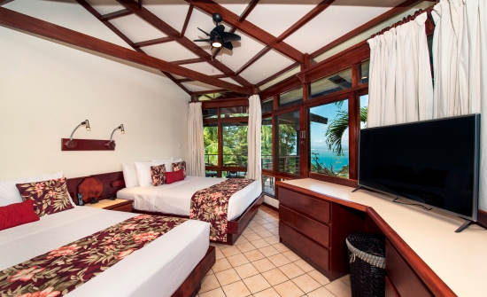 Maunaloa Villa Bedroom