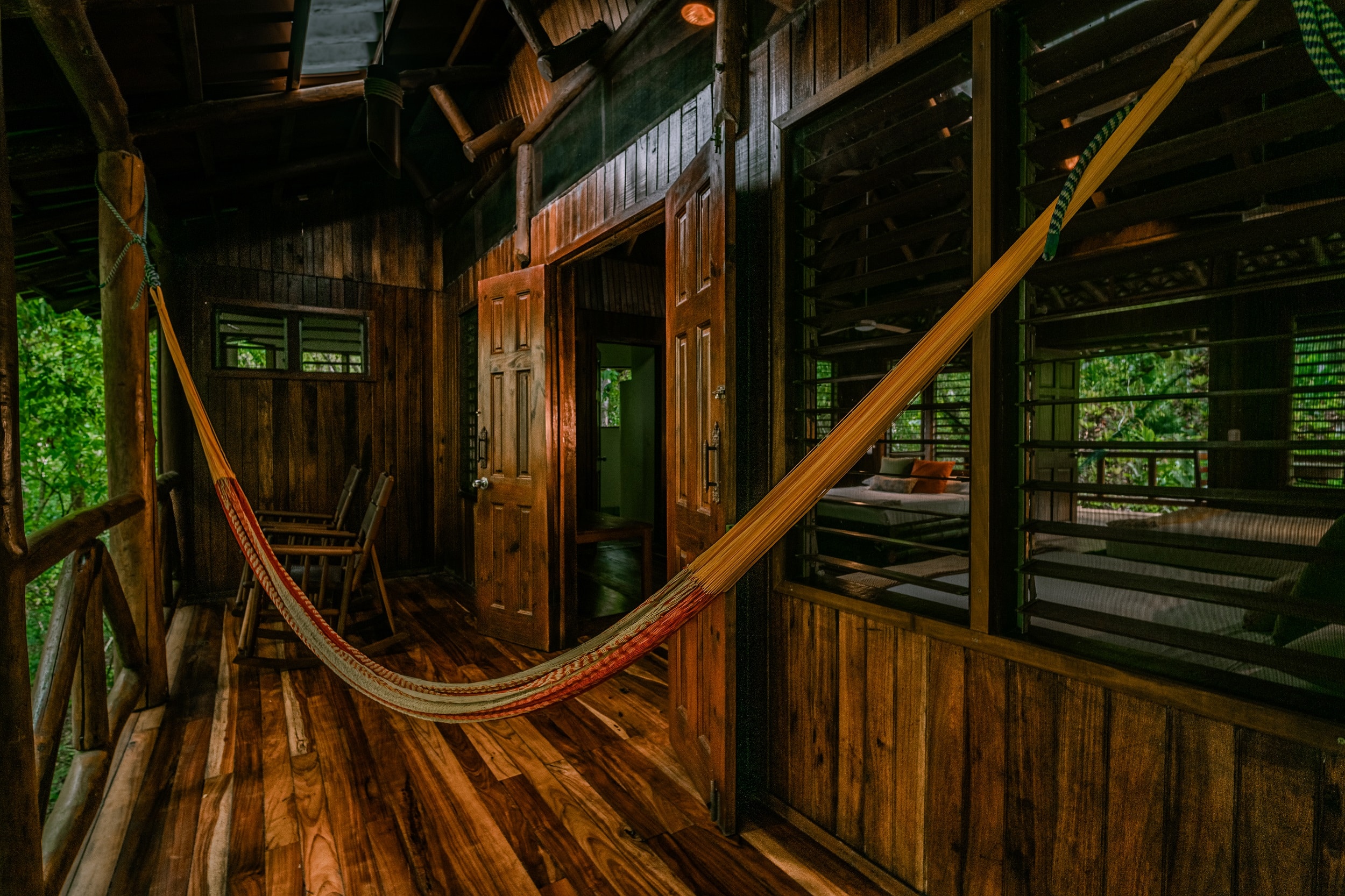 Encanta La Vida Treehouse Hammock