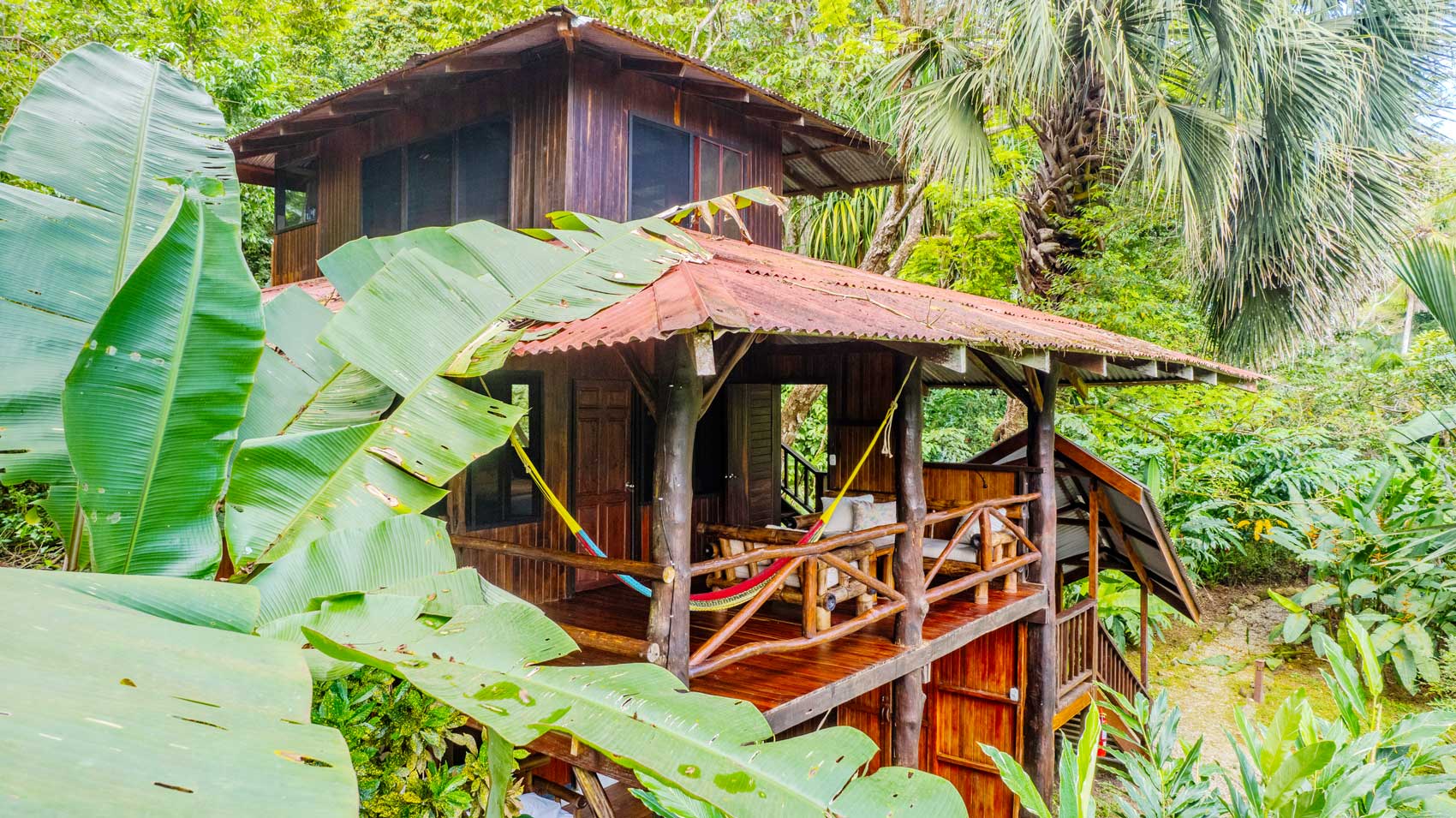 Treehouse Nest Private Balcony